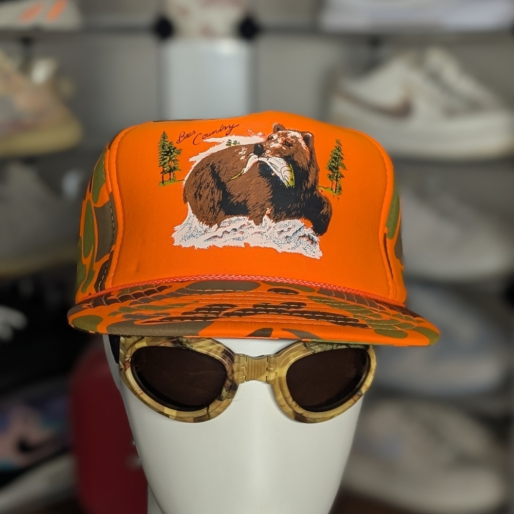 Bear Hunting Vintage Camo Hat (OS)